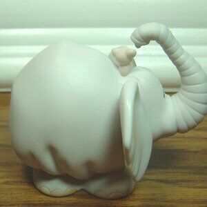 Precious Moments figurine--"Showers of Blessings"-elephant--1987